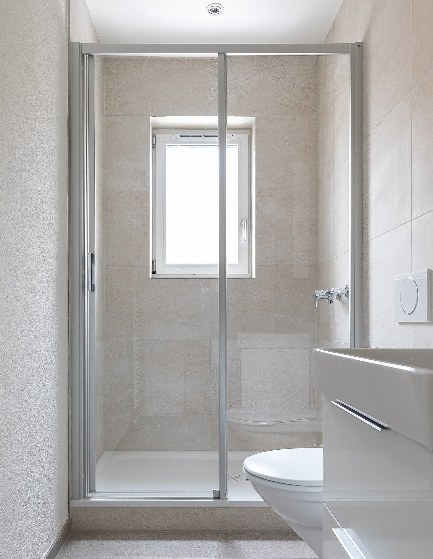 Projet de référence Kermi Berne, Suisse, paroi de douche LIGA