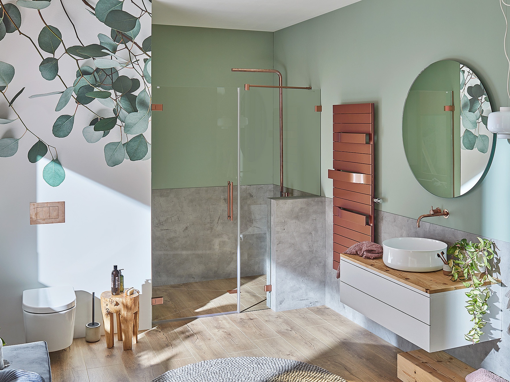 Paroi de douche à charnières Kermi avec porte pivotante MENA à 1 battant et élément fixe avec découpe sur mur saillant en Classic Copper par EXTRA